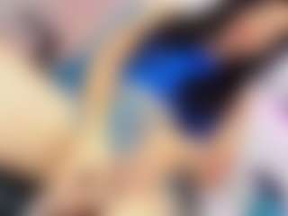 Live cam show with Sophie Luxe - Tiny Tits on boobsie.com