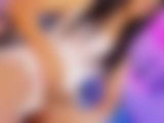 Live cam show with Sophie Luxe - Teen (18+) on Camsoda