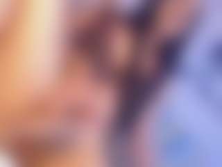 Live cam show with Sophie Luxe - Teen (18+) on Camsoda