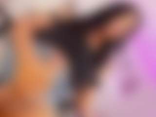 Live cam show with Sophie Luxe - Teen (18+) on Dolls Live