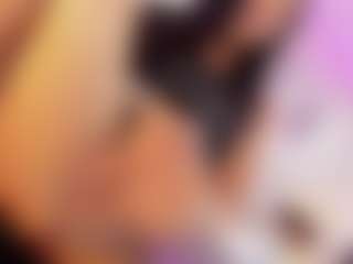Live cam show with Sophie Luxe - Bald on xDating