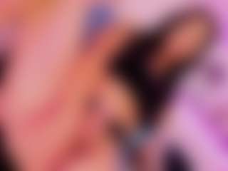 Live cam show with Sophie Luxe - Tiny Tits on Camsoda