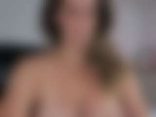 KoraLynn777's Live Sex Cam Show