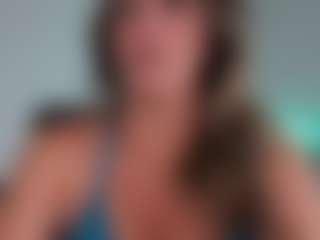 KoraLynn777's Live Sex Cam Show