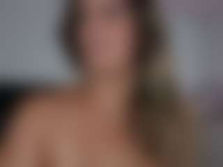 KoraLynn777's Live Sex Cam Show