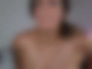 Live cam show with KoraLynn777 - Normal on Cam Slut