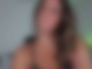 Live cam show with KoraLynn777 - White on Mixed Magazine Live | united states