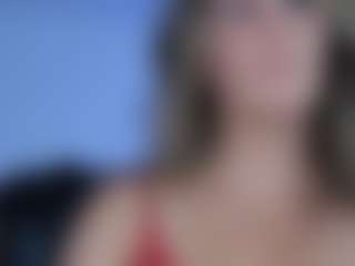 Live cam show with KoraLynn777 - Flashing on SquirtSoMuch