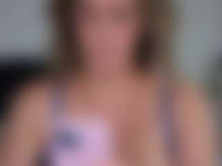 KoraLynn777's Live Sex Cam Show