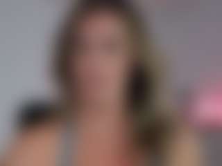 KoraLynn777's Live Sex Cam Show