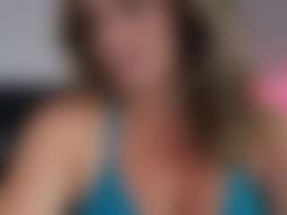 KoraLynn777's Live Sex Cam Show
