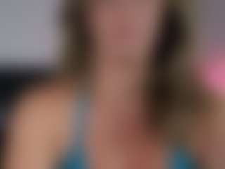 KoraLynn777's Live Sex Cam Show