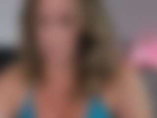 KoraLynn777's Live Sex Cam Show