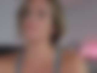 KoraLynn777's Live Sex Cam Show