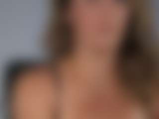 KoraLynn777's Live Sex Cam Show