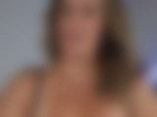 KoraLynn777's Live Sex Cam Show