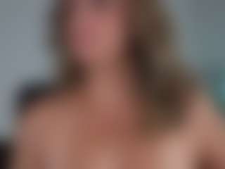KoraLynn777's Live Sex Cam Show