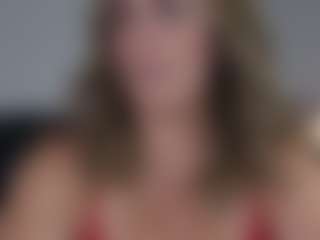 Live cam show with KoraLynn777 - Normal on Milfs Live