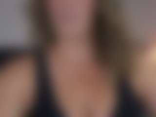 KoraLynn777's Live Sex Cam Show