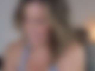 KoraLynn777's Live Sex Cam Show