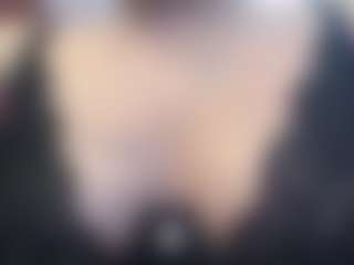 Live cam show with maylin-horny19 - Upskirt on Camsoda