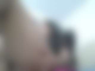 Live cam show with maylin-horny19 - Upskirt on x69.live