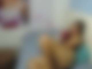 Live cam show with maylin-horny19 - Body Massage on Camsoda