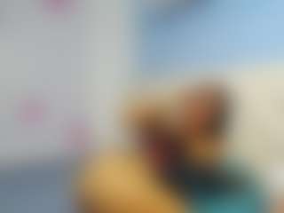 Live cam show with maylin-horny19 - Petite on Camsoda