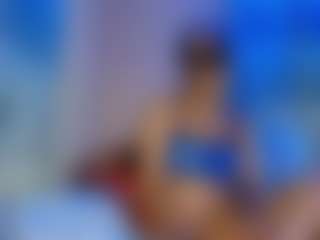 Live cam show with Serena101 - Public Black on CamSodaAdn