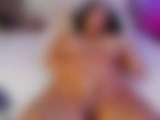 ashly-hills's Live Sex Cam Show