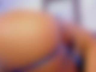 ashly-hills's Live Sex Cam Show