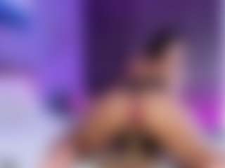 ashly-hills's Live Sex Cam Show