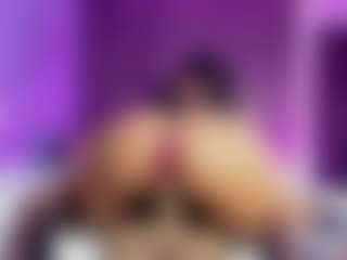 ashly-hills's Live Sex Cam Show