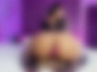 ashly-hills's Live Sex Cam Show