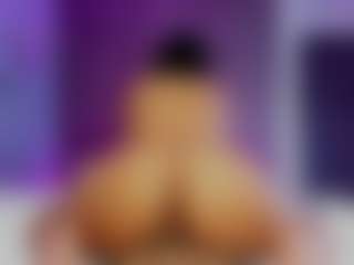 ashly-hills's Live Sex Cam Show