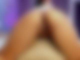 ashly-hills's Live Sex Cam Show