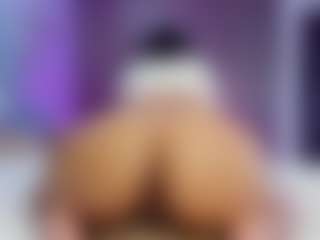 Live cam show with ashly-hills - Latina on Camversity | colombia