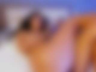 Live cam show with ashly-hills - Deepthroat on crypto-cams