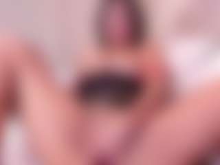 ashly-hills's Live Sex Cam Show