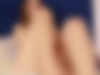 Live cam show with eva-miller7 - Nature on friskycurves.com
