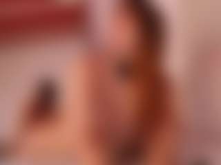 eva-miller7, modelo webcam MILF transmitiendo en vivo