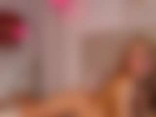 Live cam show with eva-miller7 - College MILF on PervPlay.com