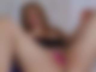 Live cam show with eva-miller7 - Athletic MILF on Hubzter Live