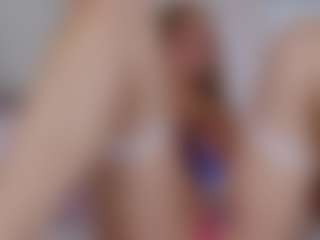 Live cam show with eva-miller7 - Athletic MILF on xDating