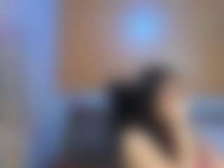 Live cam show with Lana Pearce - Average on Mixed Magazine Live