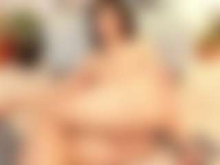 Live cam show with VictoriaBlackfire - Average on SinfulBabes