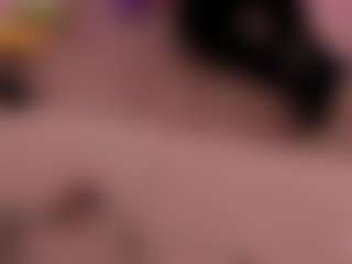 Live cam show with VictoriaBlackfire - Brown Eyes on Camversity