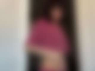 Live cam show with Thea - Mouth on friskycurves.com