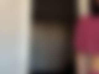Live cam show with Thea - Beautiful on Milf Play