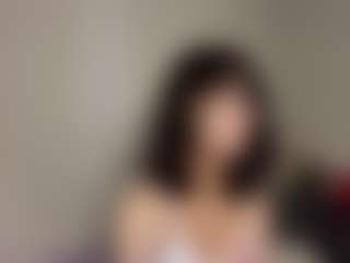 Thea's Live Sex Cam Show